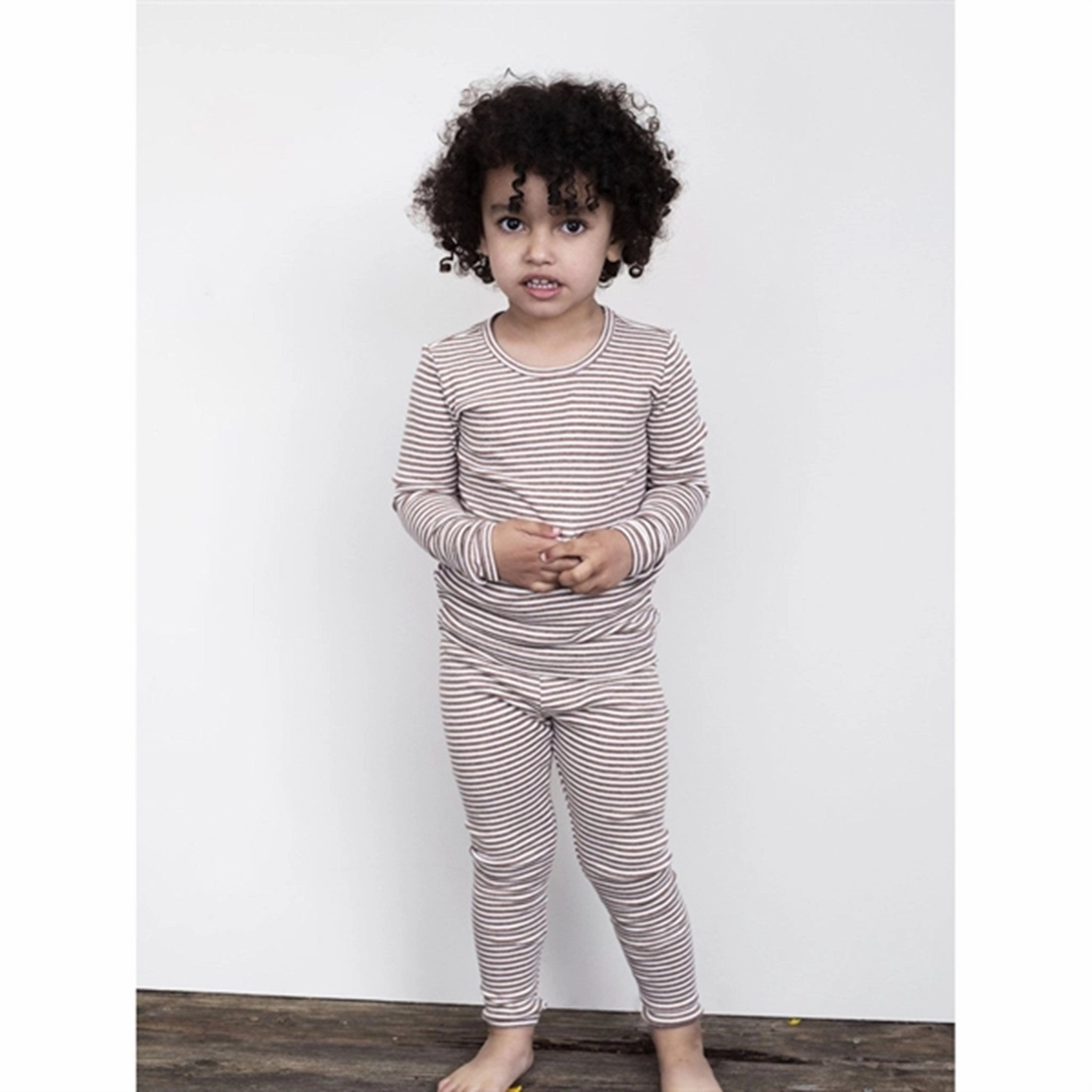 Serendipity Acorn/Offwhite Slim Blouse Stripe Tuckable Hem Lakeside Relaxation