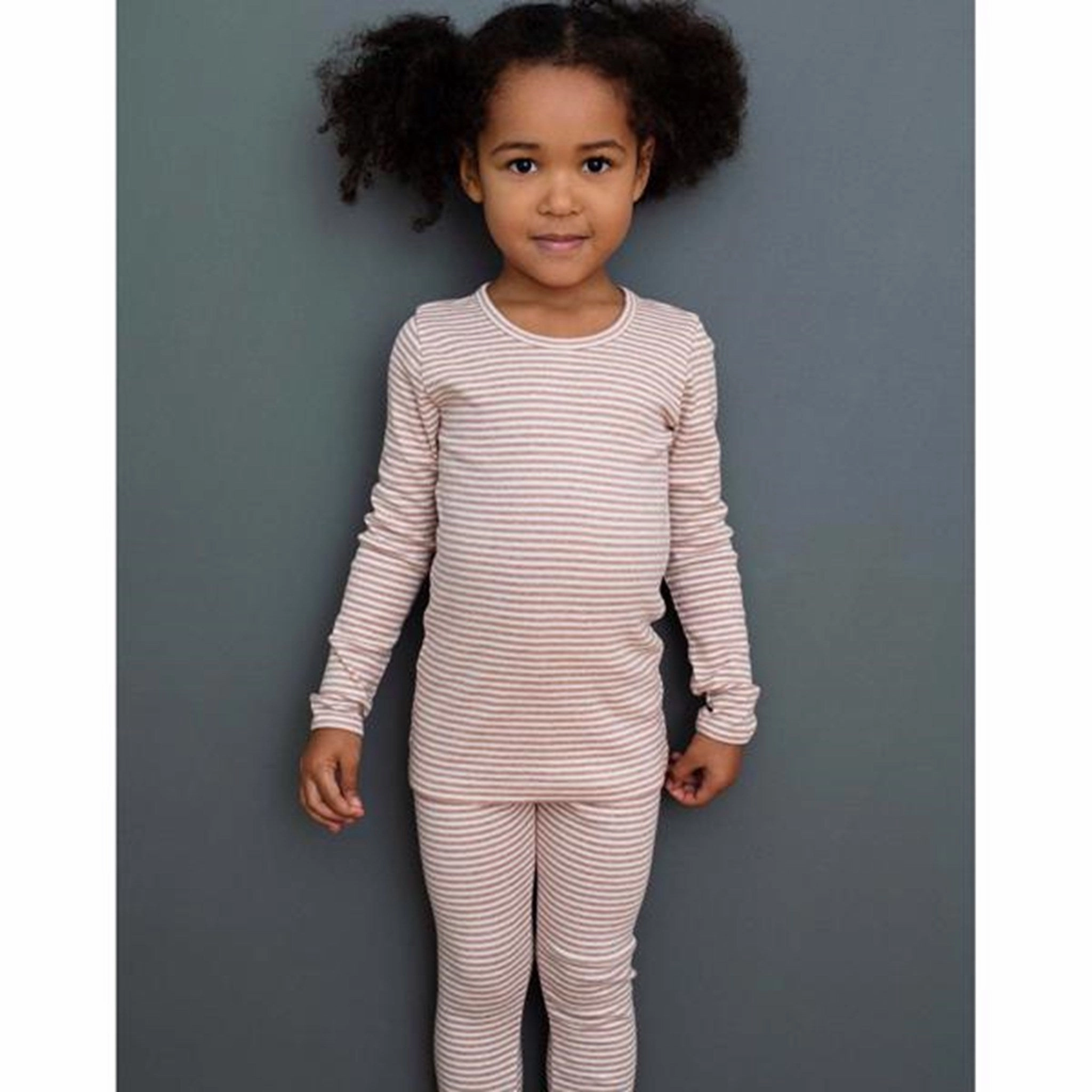 Serendipity Clay/Offwhite Slim Stripe Blouse Loose Fit Versatile Clothing