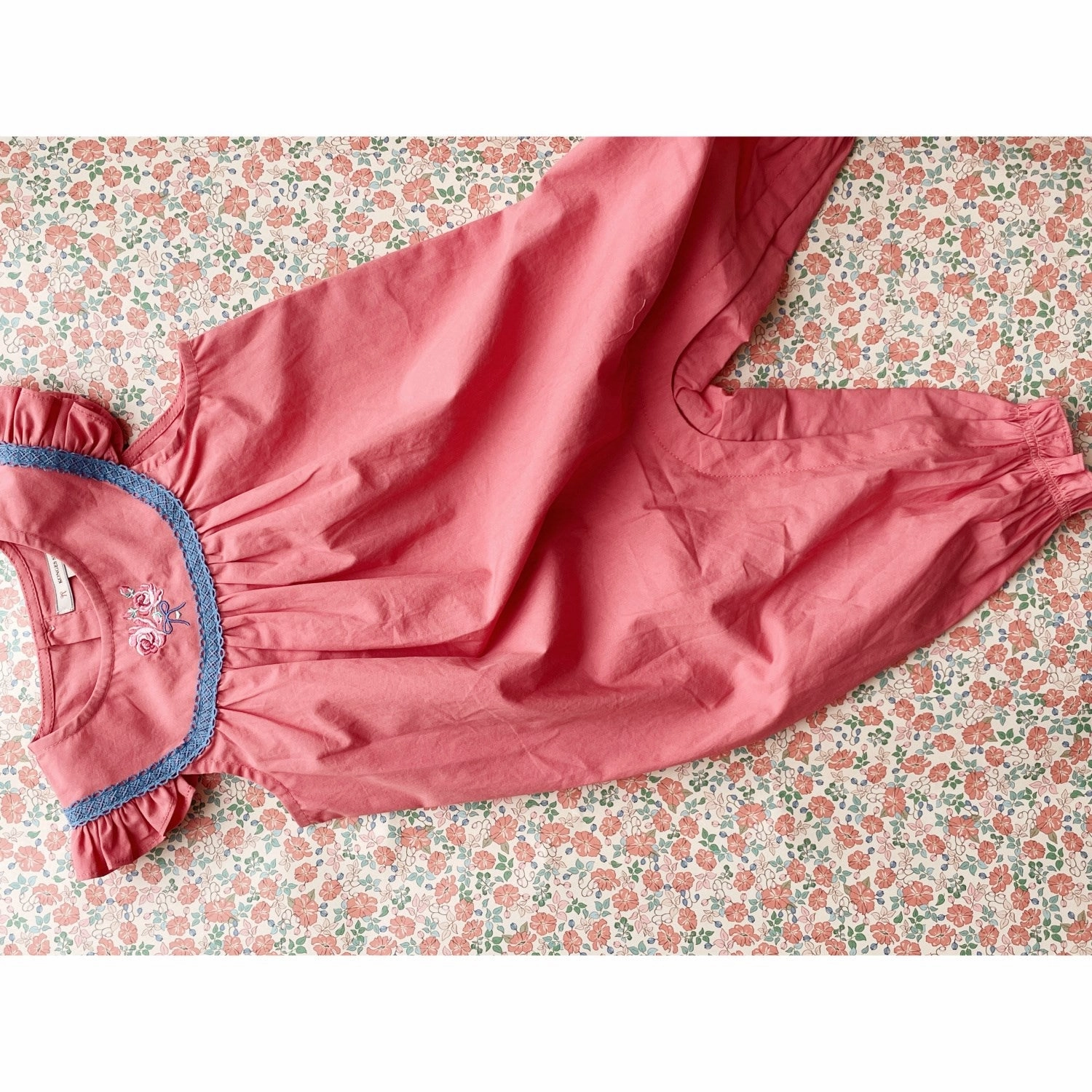 Sport Bold Konges Sl?jd Strawberry Ice Nella Romper GOTS