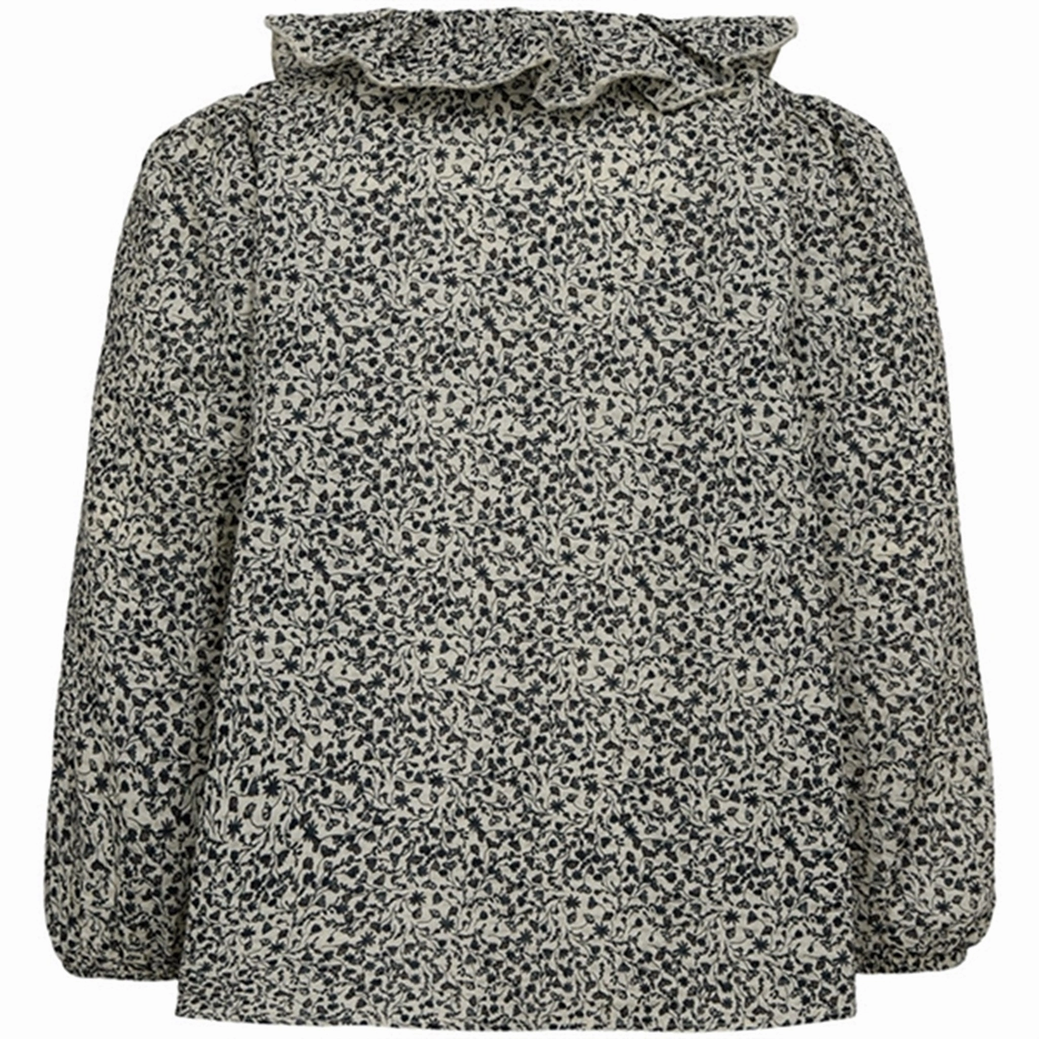 Sofie Schnoor Antique White Blouse Minimalist Style bohemian flair