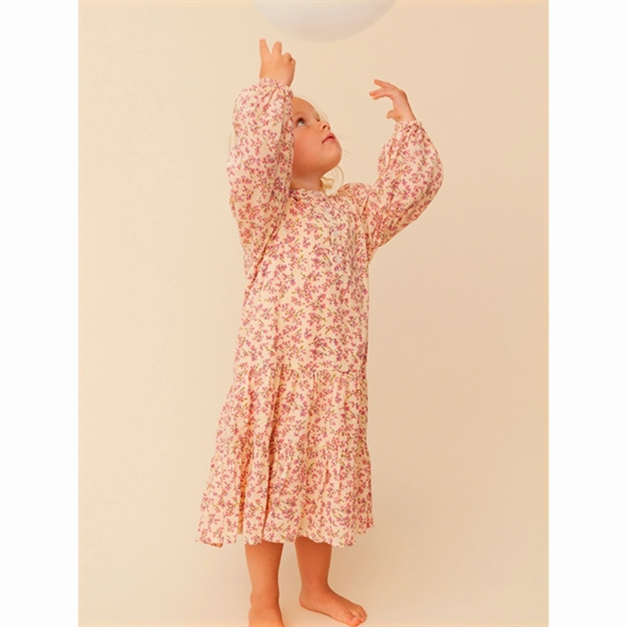 Flattering Fit for All Sofie Schnoor AOP Flower Dress