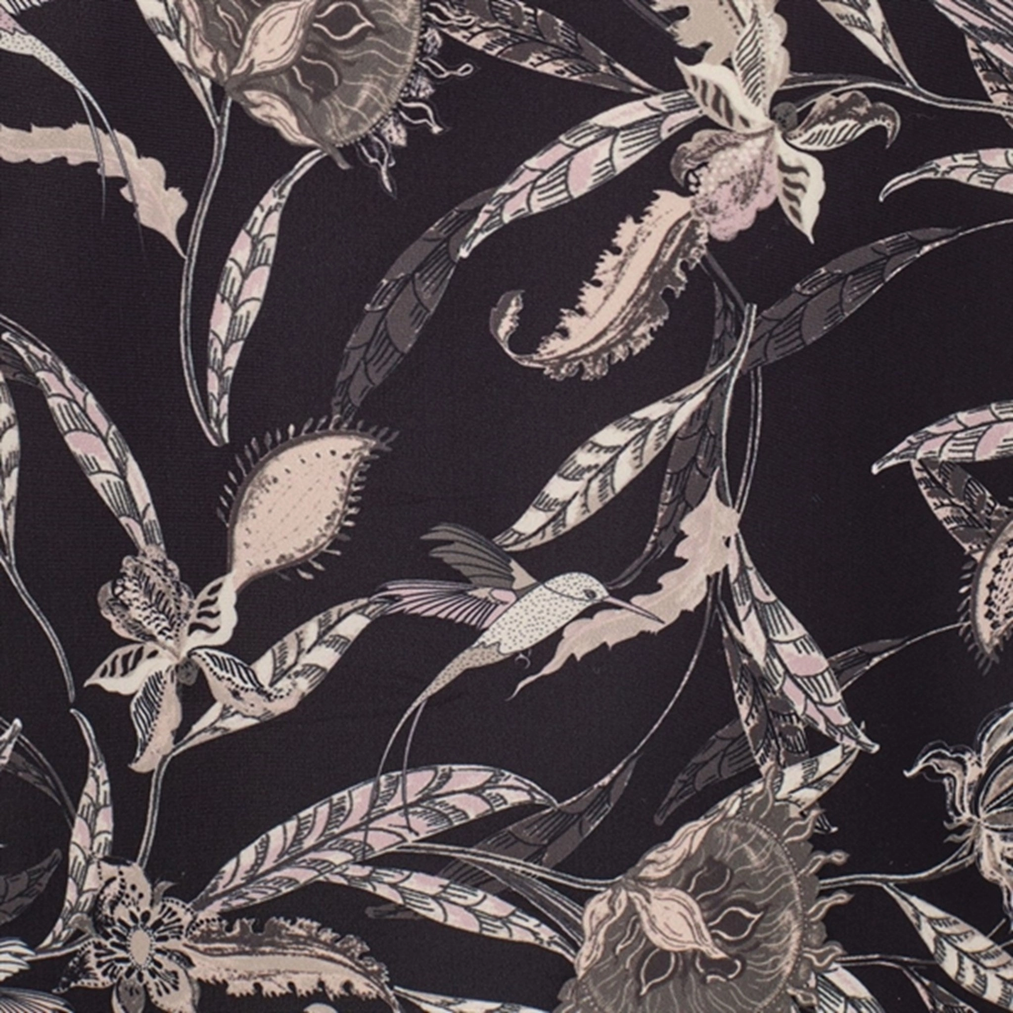 Soft and Stylish All-Purpose Comfort Sofie Schnoor Black T-shirt