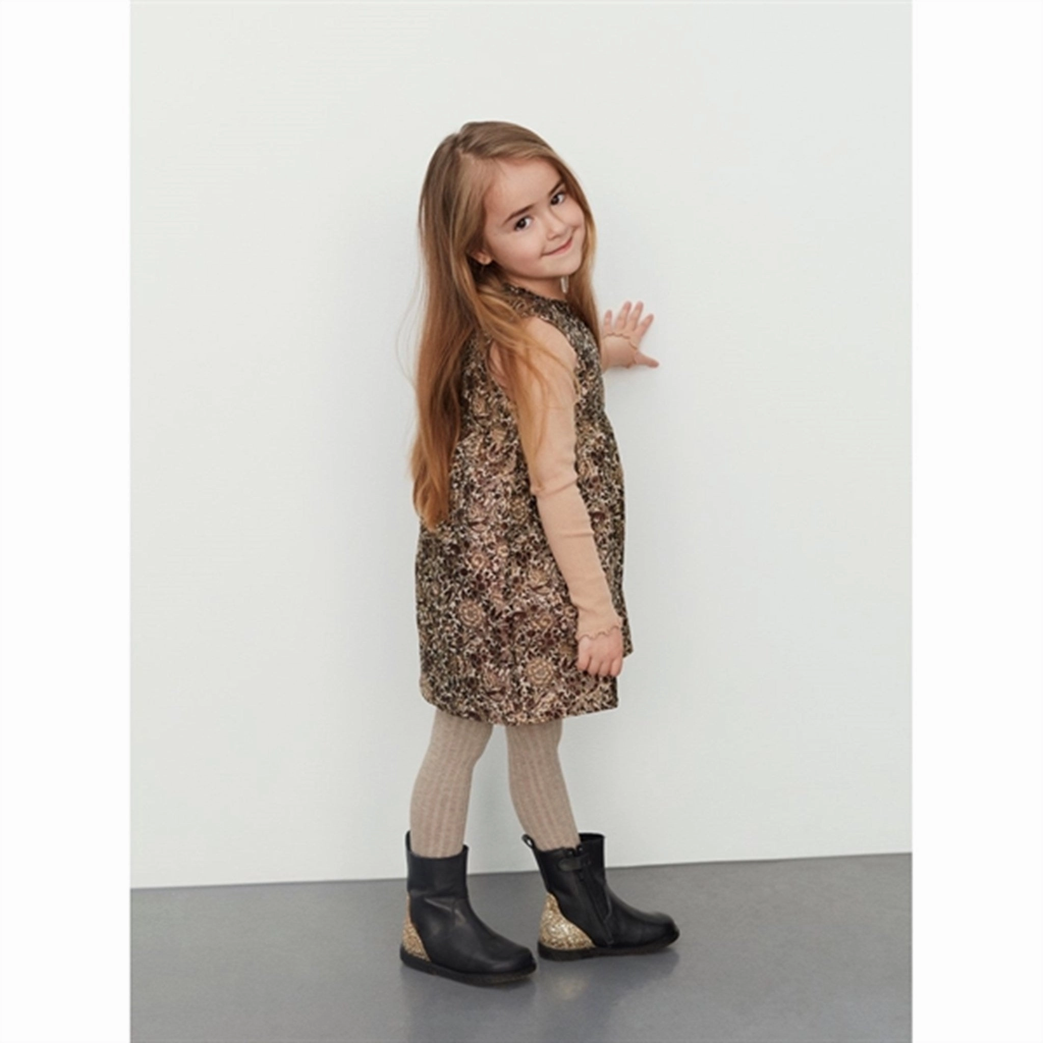 Sofie Schnoor Brown Dress Asymmetrical hem Lightweight-Layer