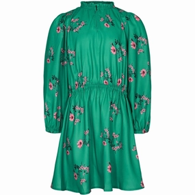 Flattering and Chic Sofie Schnoor Green Dress