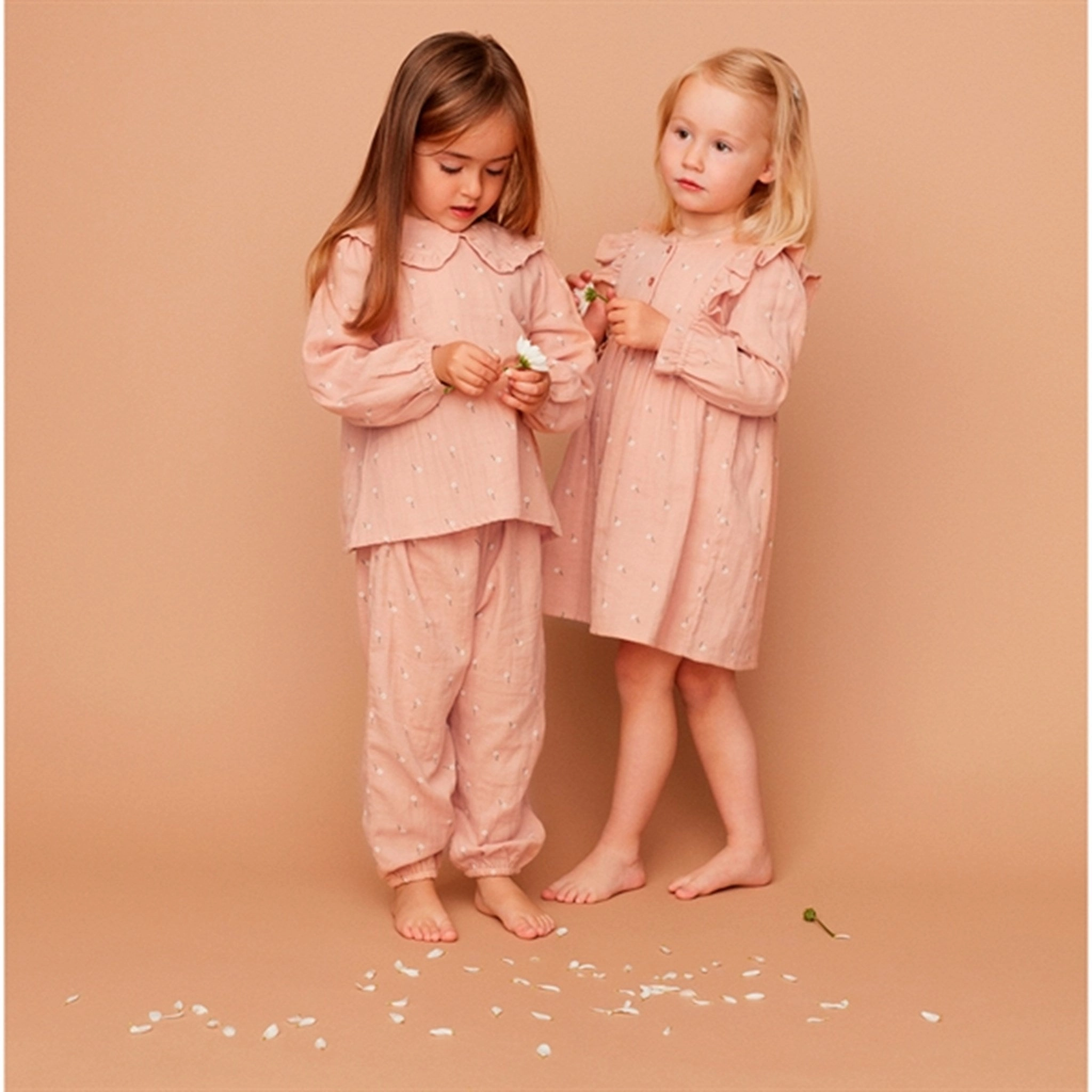 Teen Fashion Smooth zipper closure Sofie Schnoor Light Rose Blouse