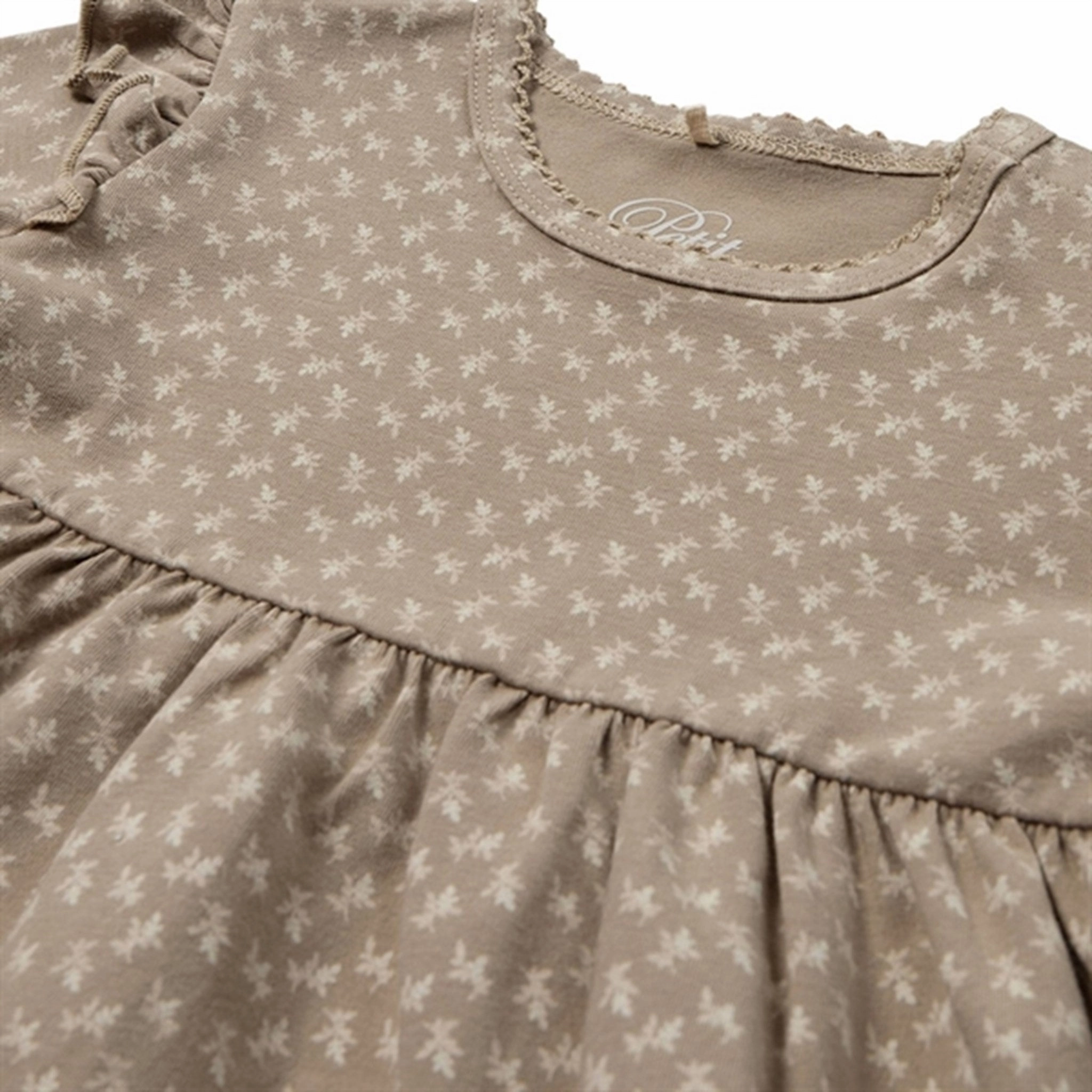 Sofie Schnoor Soft Beige Dress Shimmer-Finish