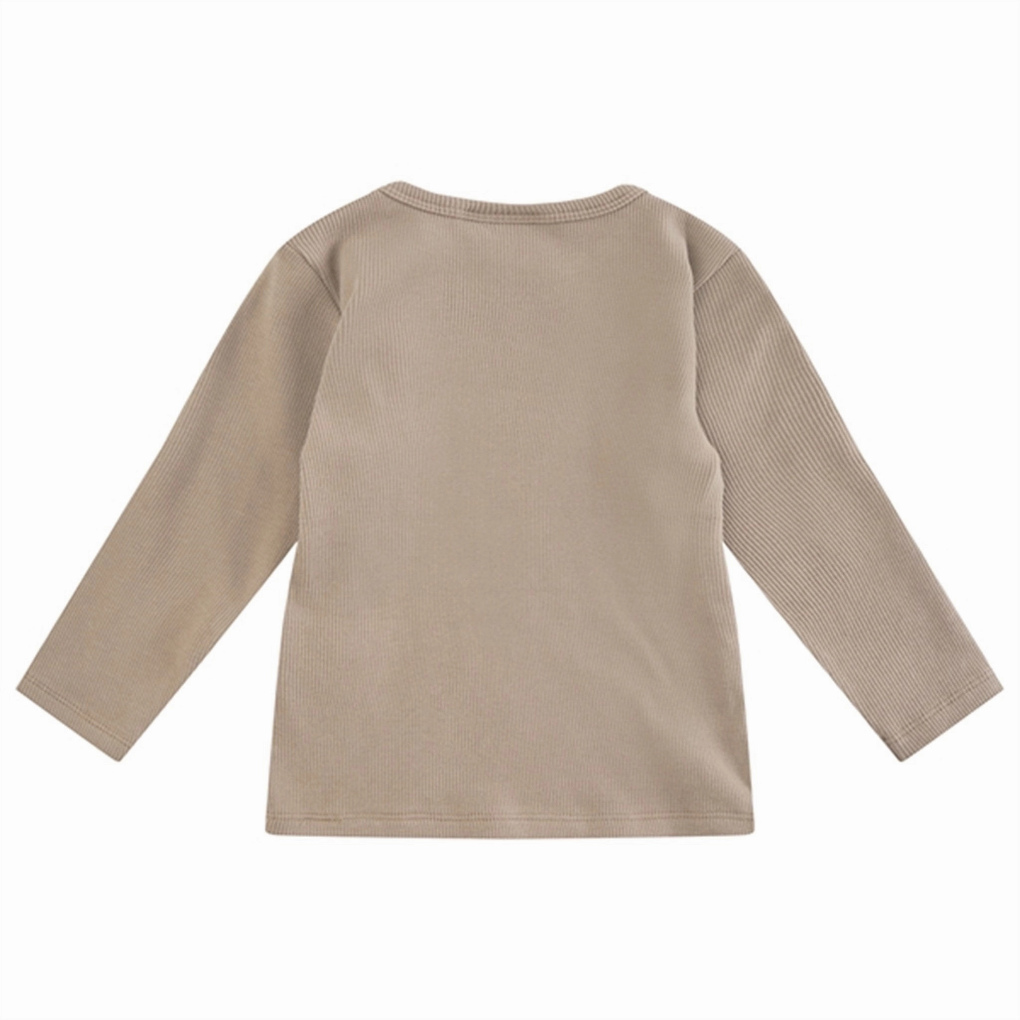 Daytime Look Sofie Schnoor Warm Grey Blouse