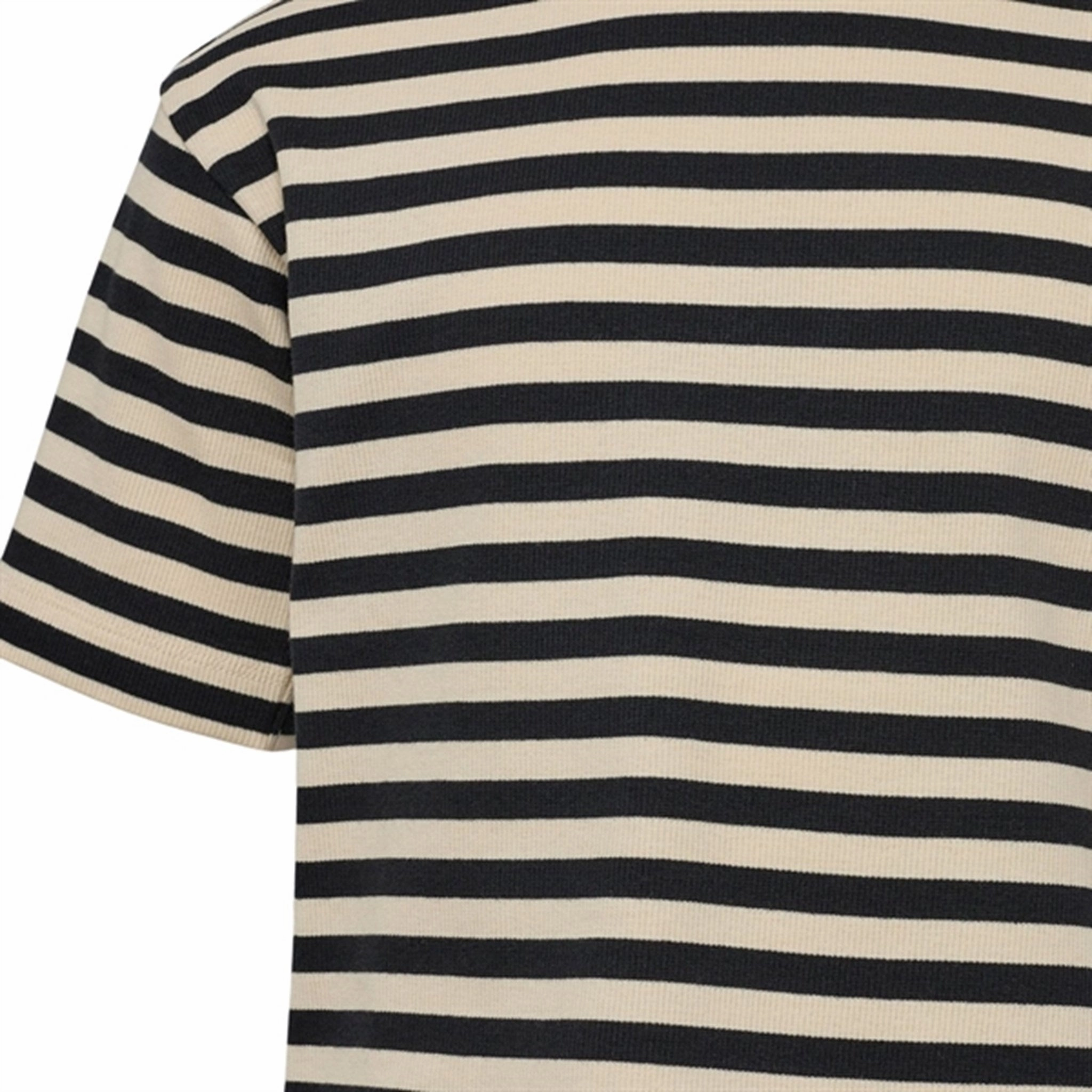 Sofie Schnoor Young Black T-shirt EcoFriendlyDyes AntiStaticLining