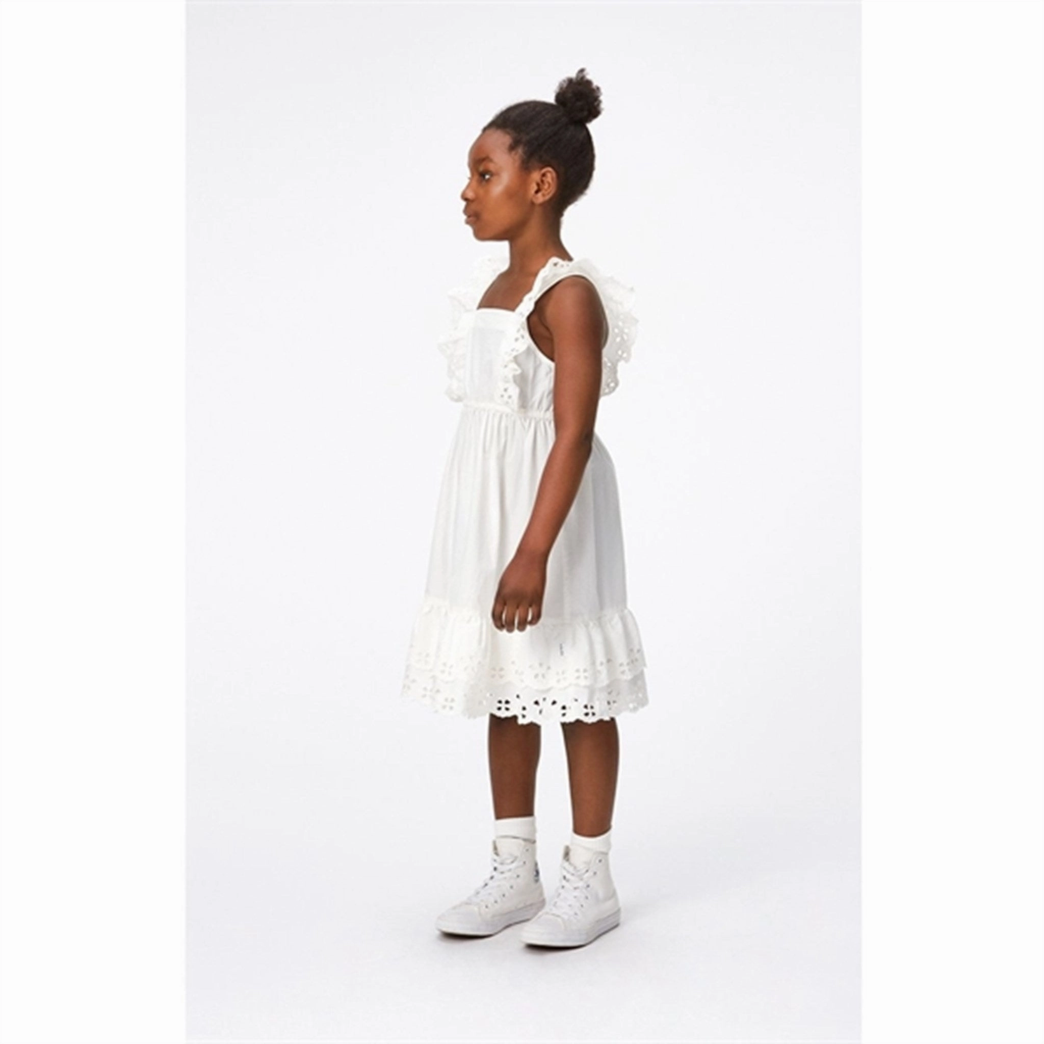 Smart Comfort Clean Aesthetic Molo White Ceelos Dress
