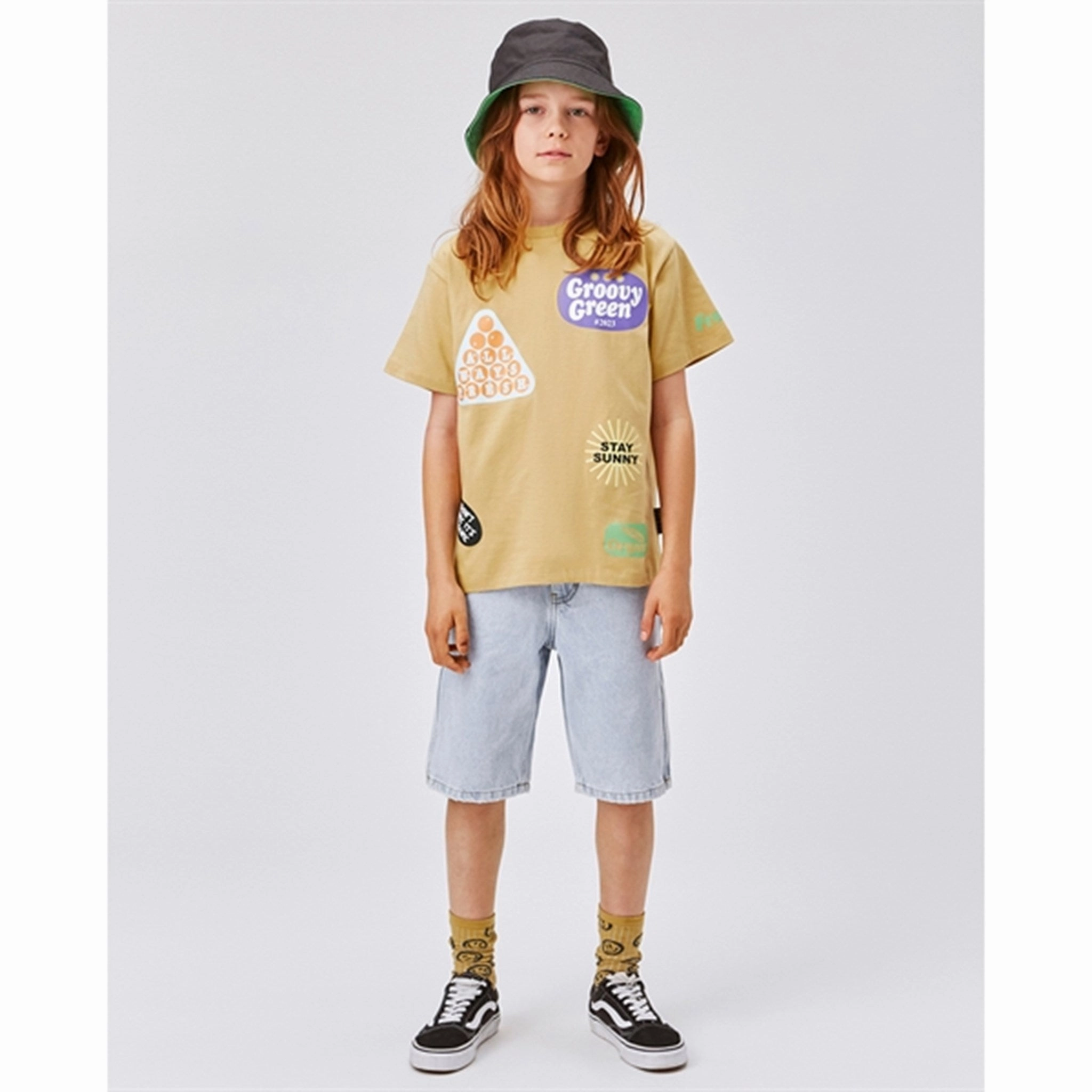 Molo Fruit Stickers Rodney T-shirt Moisture Wicking Technology