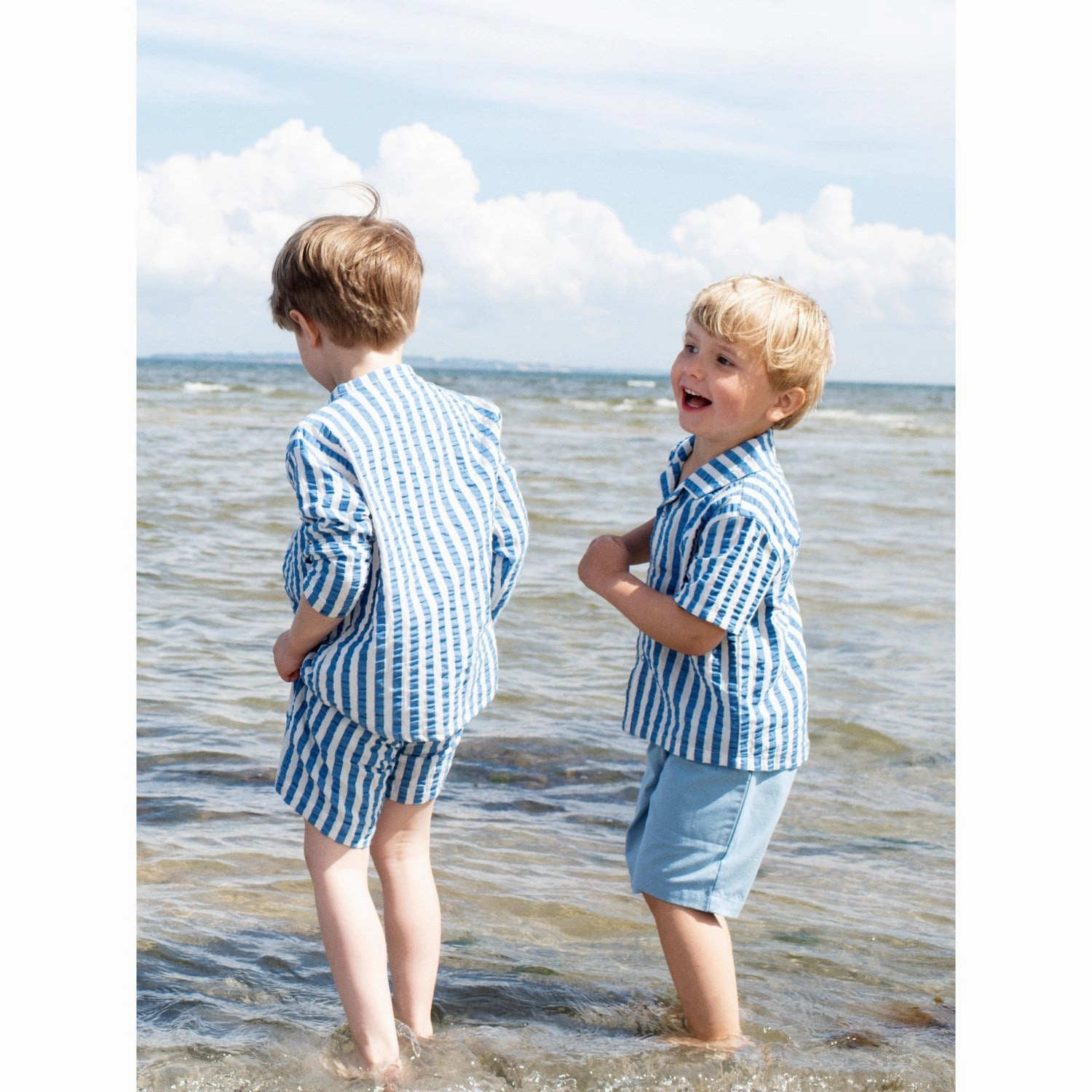 Non Irritating Seams Serendipity Azur Stripe Short Sleeve Shirt