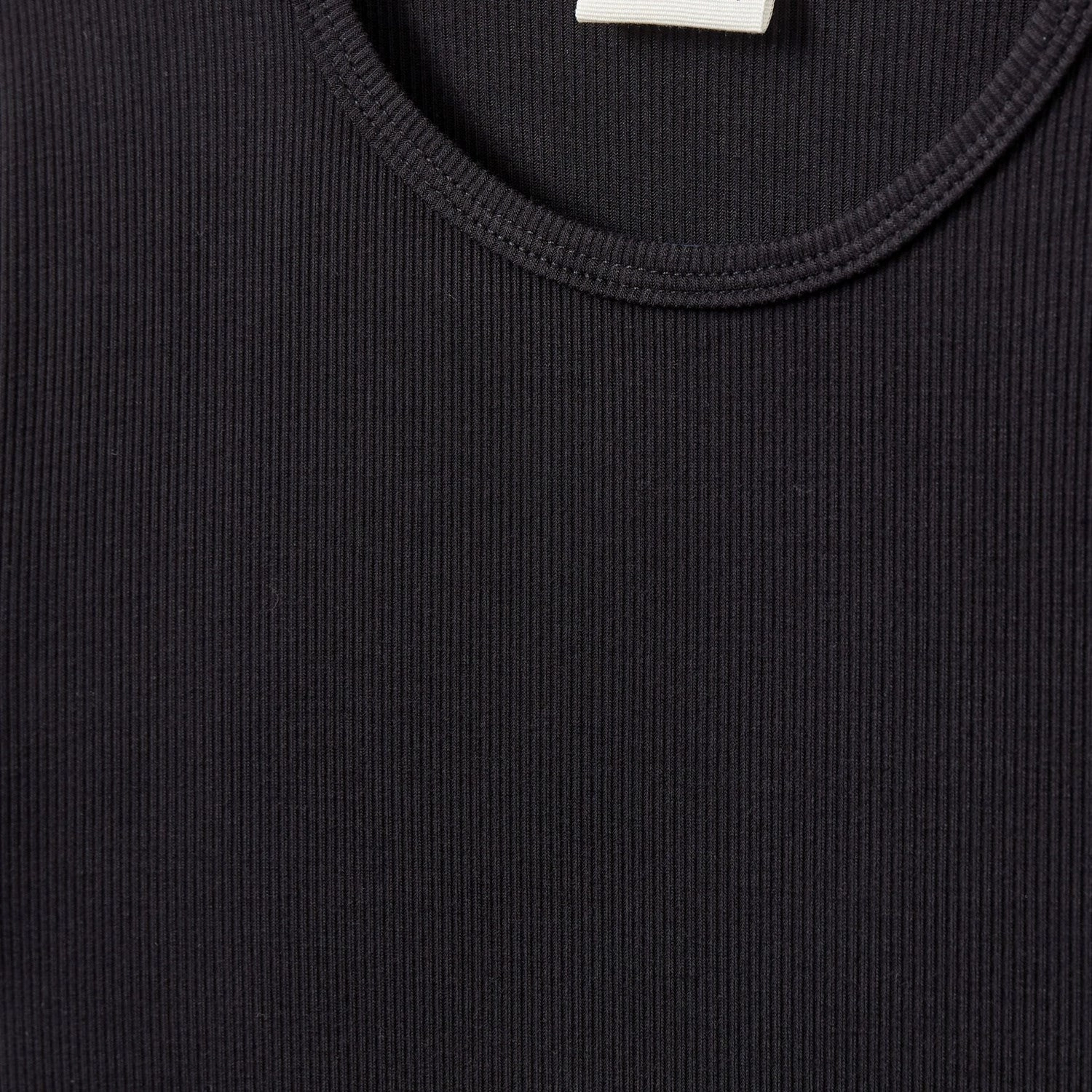 Eco Conscious Production Modern Comfort Style Sofie Schnoor Black Nataliasy Rib T-Shirt