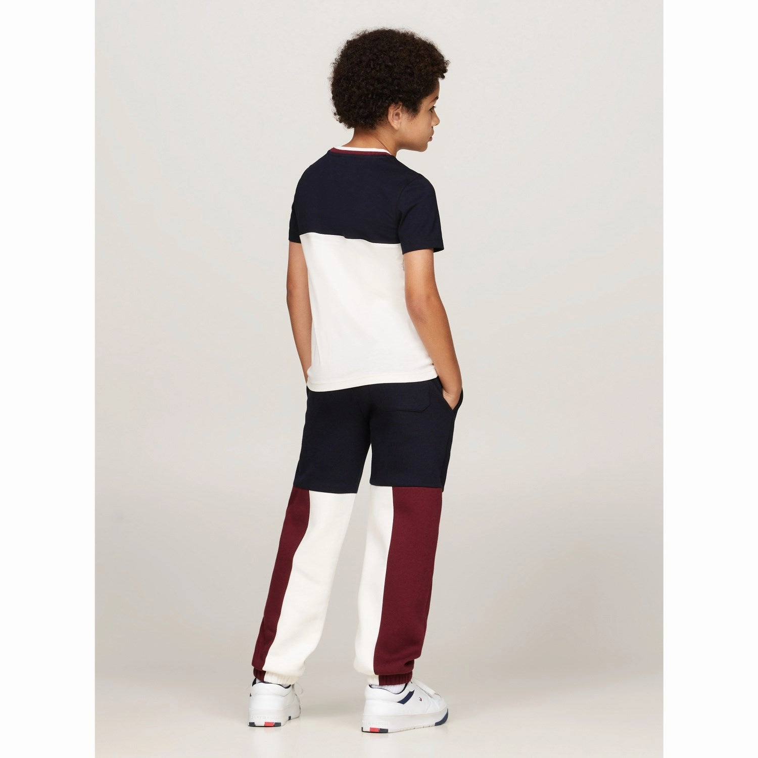 Sporty Layer Look Casual Comfort Tommy Hilfiger Ancient White Colorblock Embroidered T-Shirt