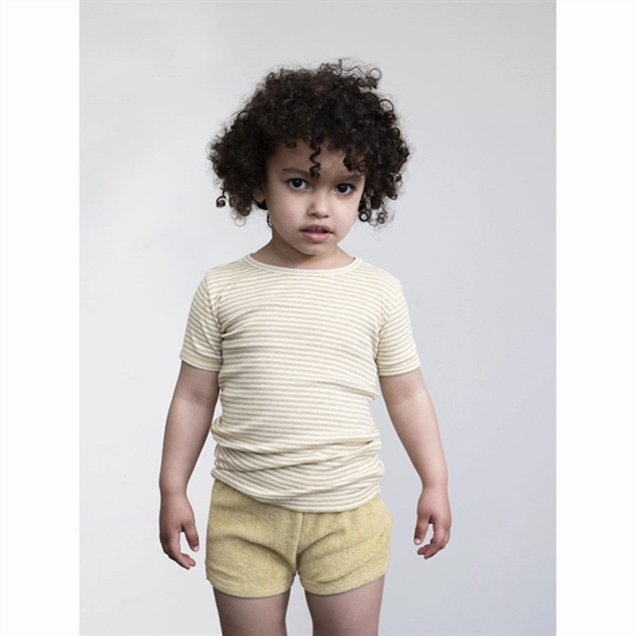 Stretch Fabric Technology Serendipity Chamomile/Offwhite Stripe T-shirt Short