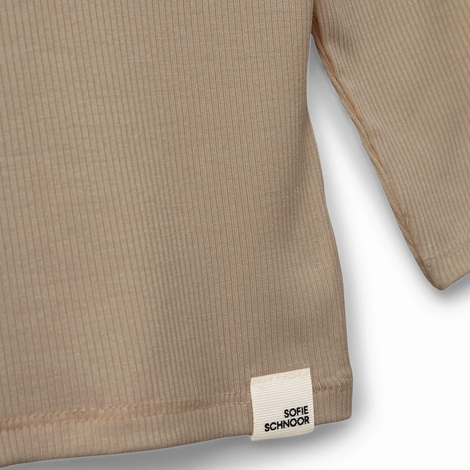 Pocket Detailing Moisture wicking Sofie Schnoor Dark Sand Petriciasb Blouse