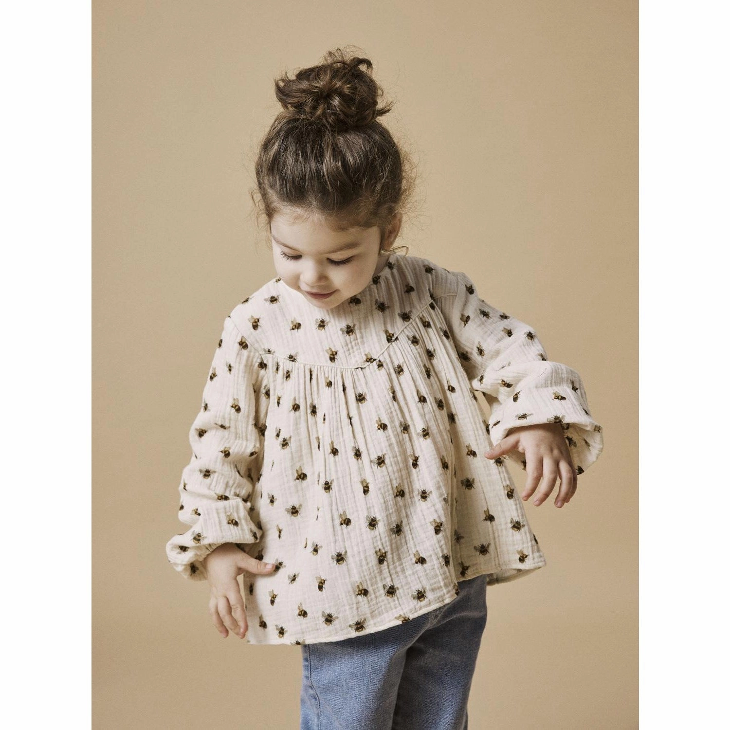 Fade Resistant Formula On-The-Go Style Lil'Atelier Turtledove Himli Loose Blouse