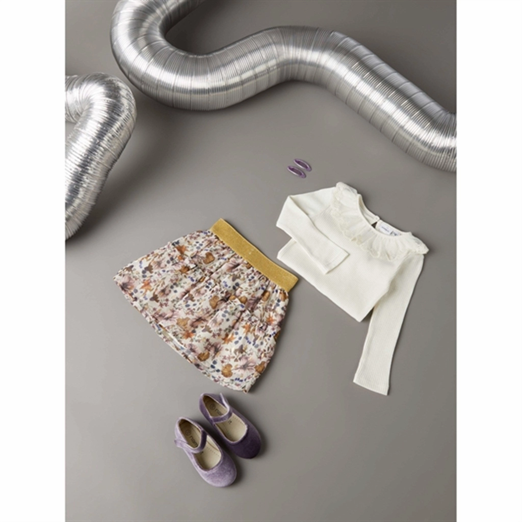 Name it Jet Stream Rusa Slim Blouse Hooded Neckline Bold Prints