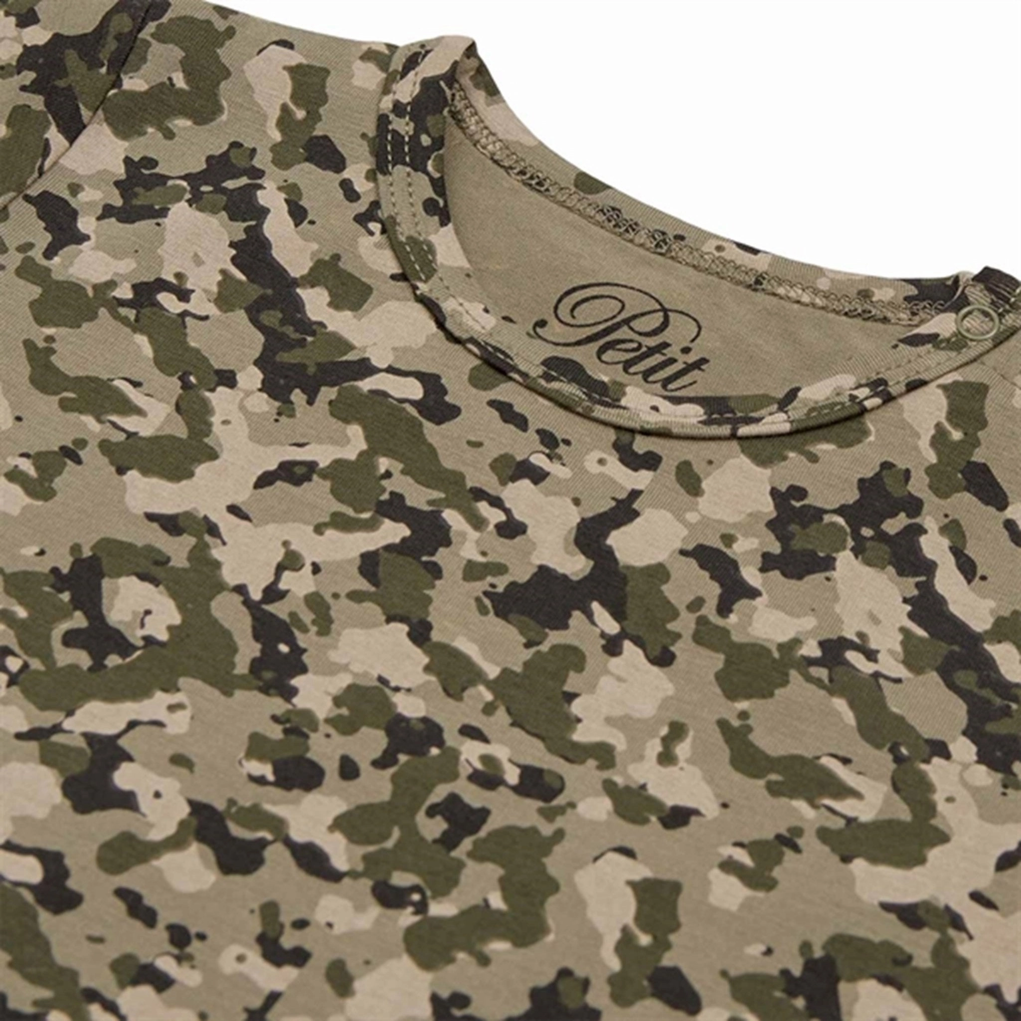 Sofie Schnoor Green T-shirt LS Flexible Placket Structure Temperature Regulating