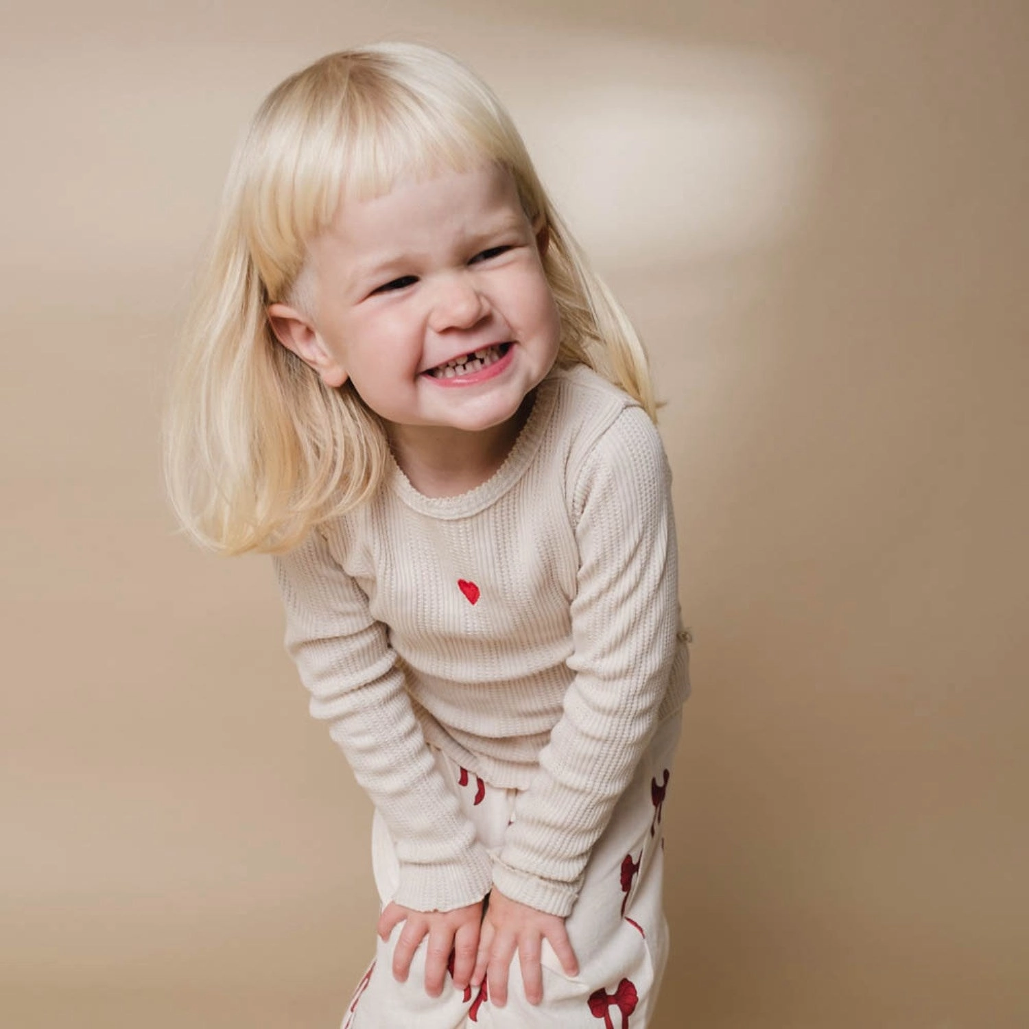 That's Mine Perfectly Pale Sigga Blouse Gift Idea Flexible Shoulder Construction