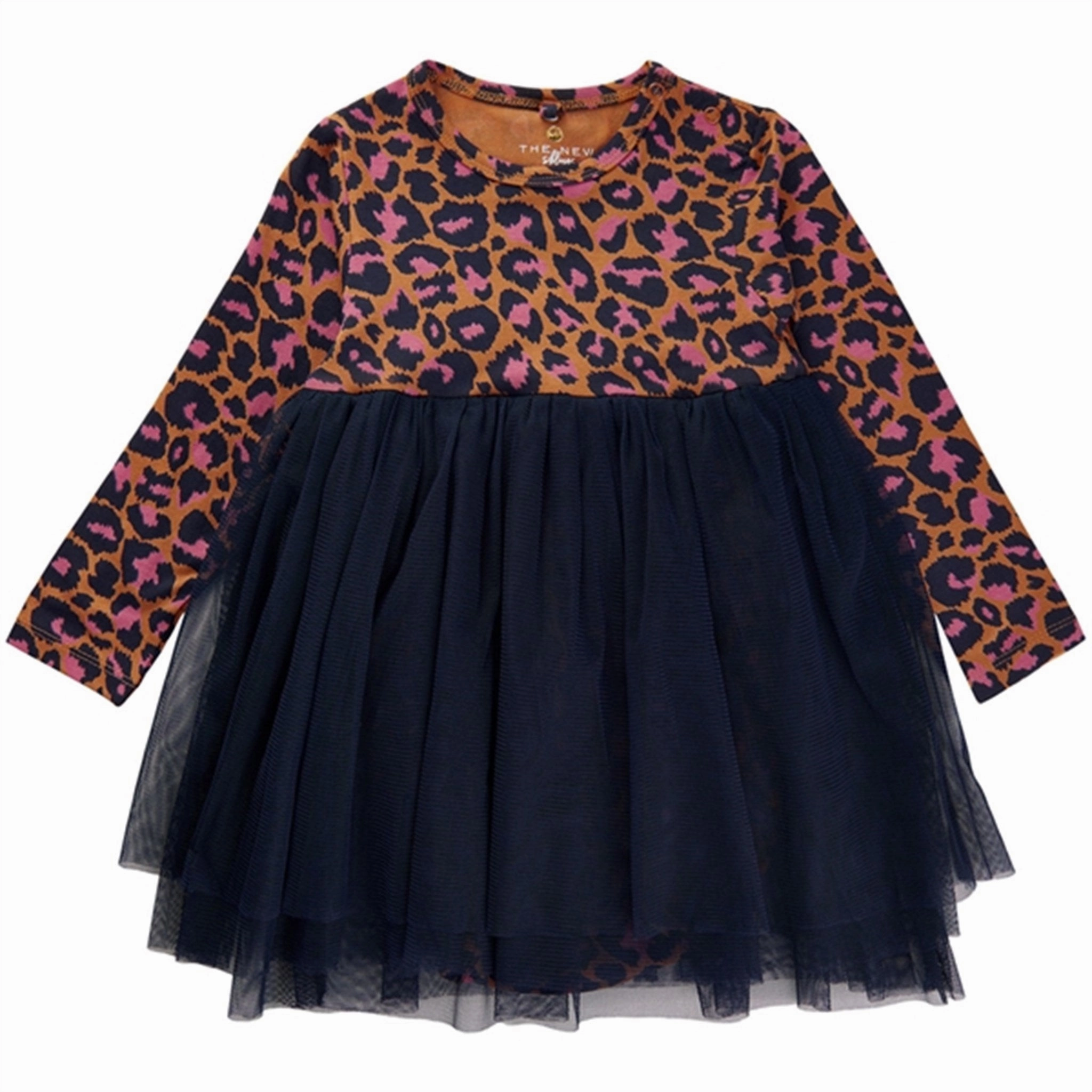 Front Detail Relaxed Vibe The New Siblings Leo AOP Dress