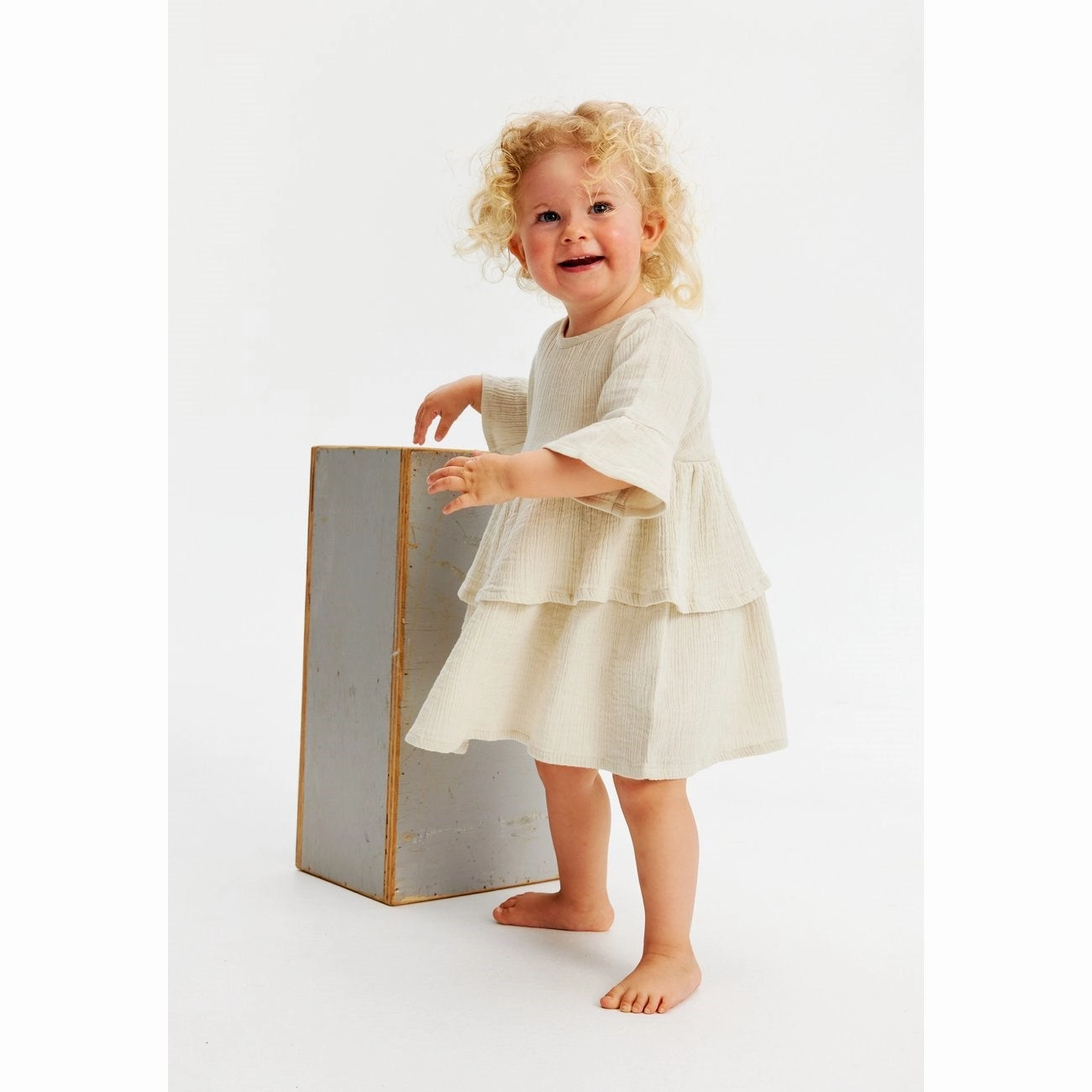 Contrasting Detail Classic Edge THE NEW Siblings Oatmeal Judith Dress