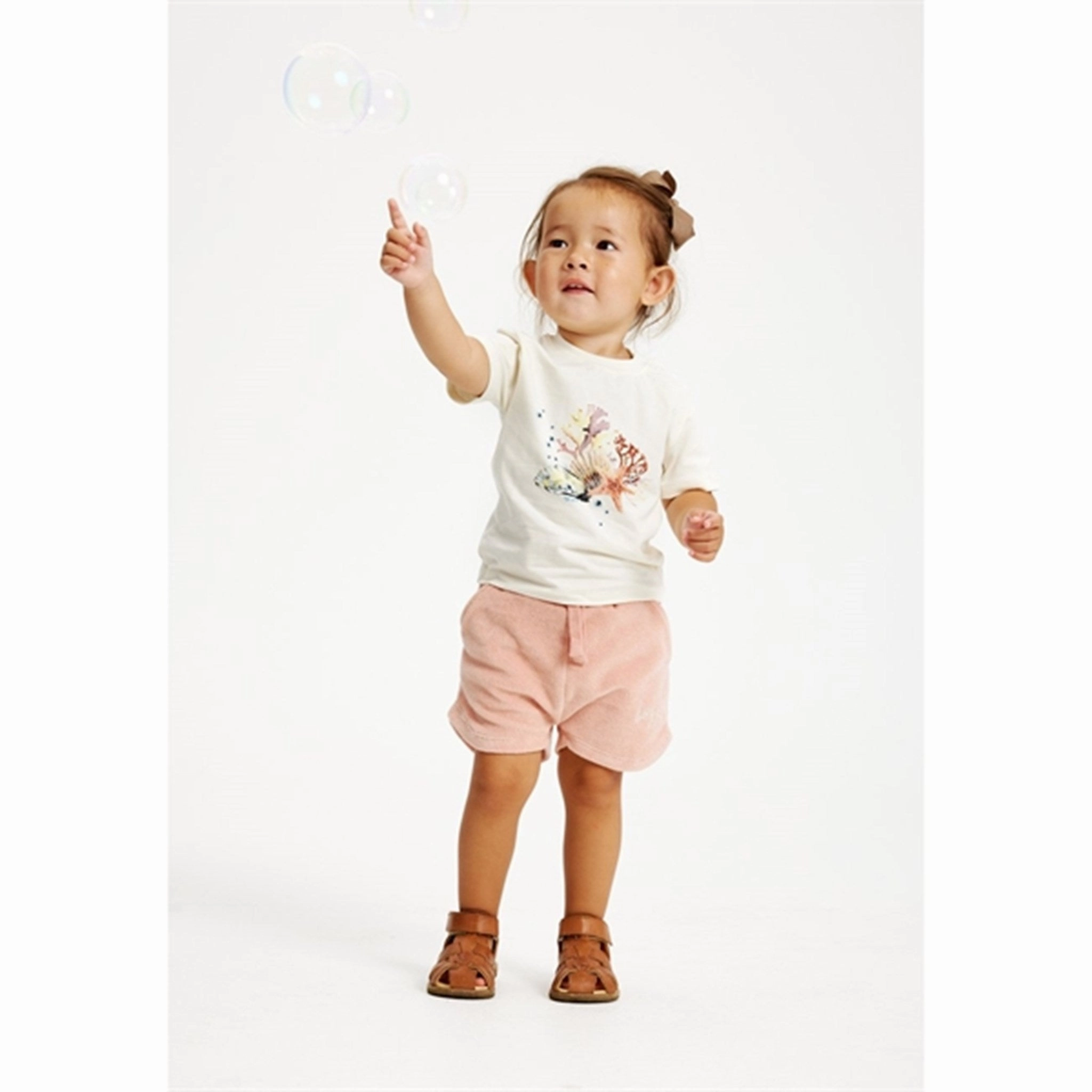 THE NEW Siblings White Swan Goral T-shirt Stretchable Weave Comfortable apparel