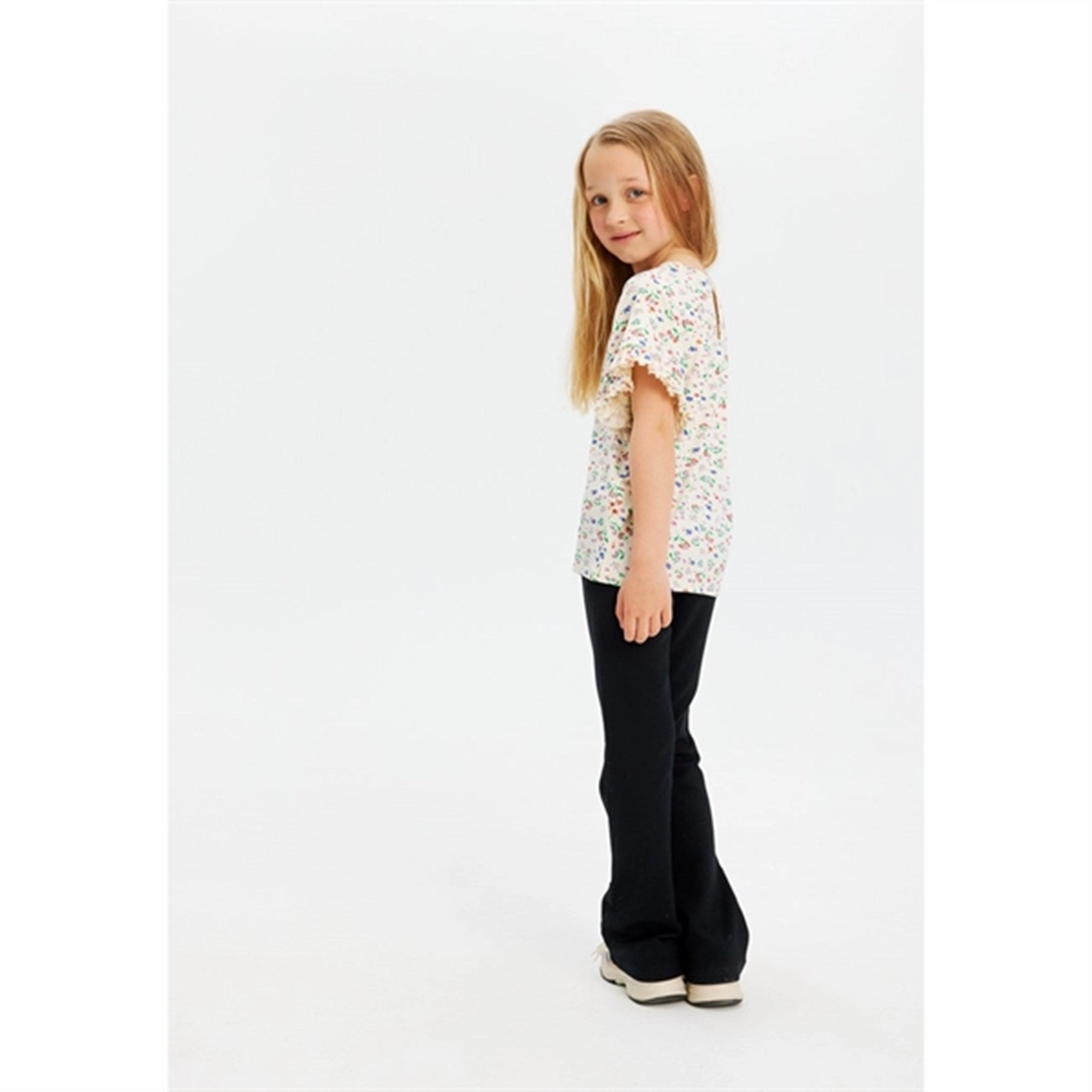 Cozy And Stylish Quick Fit The New White Swan Julia T-Shirt