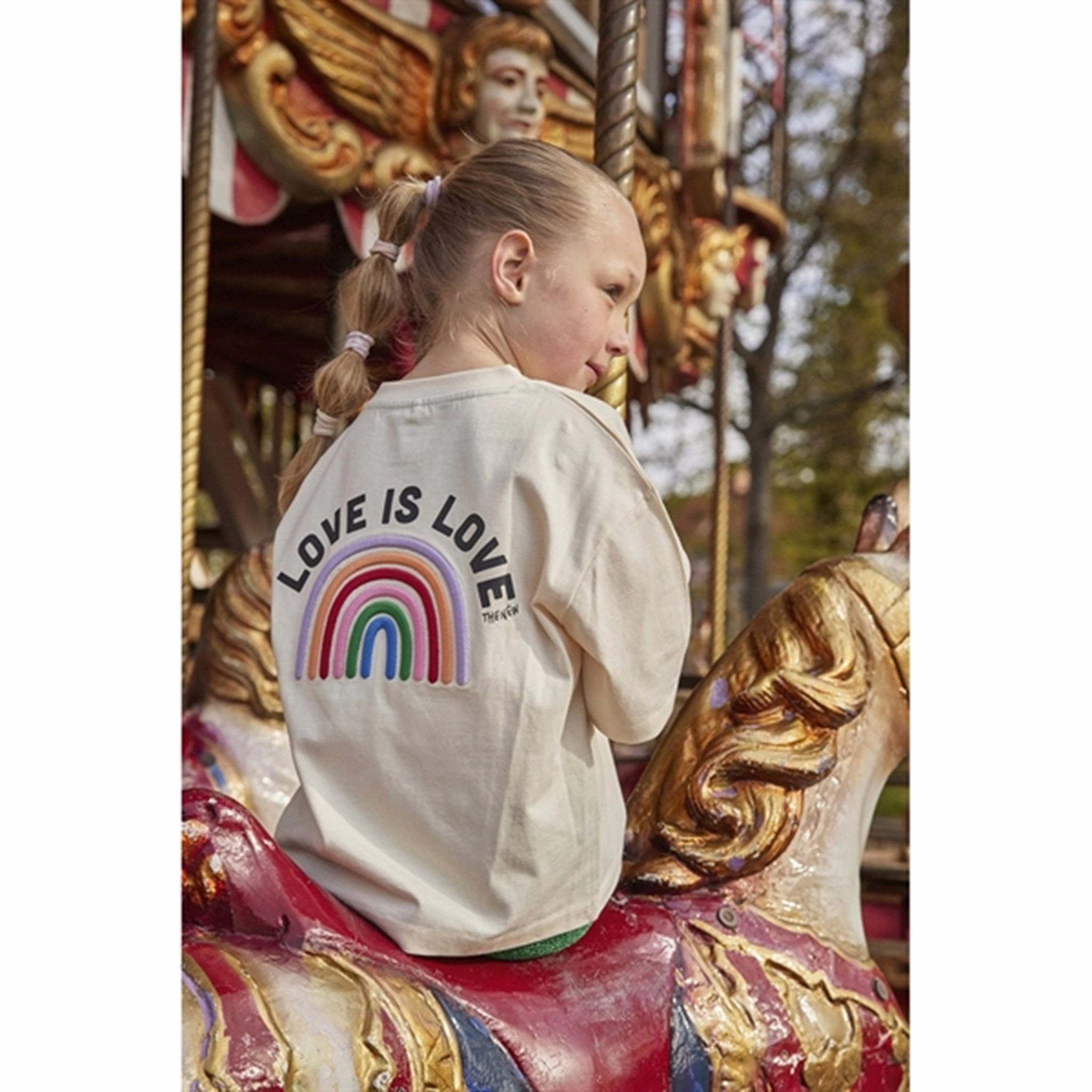 Fit For All Day The NEW White Swan Jutta T-Shirt