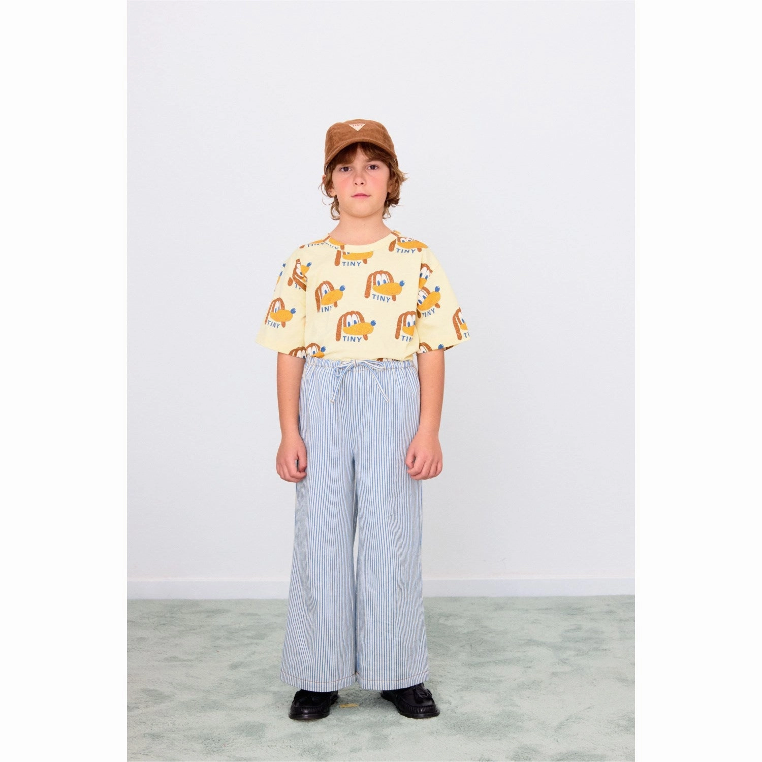 TinyCottons Dusty Yellow Dogs T-Shirt print design