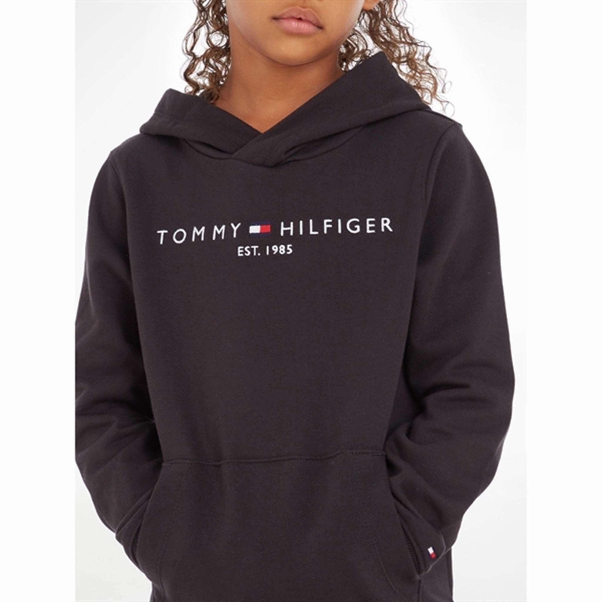 Durable Stitching Modern Design Tommy Hilfiger Essential Hoodie Black