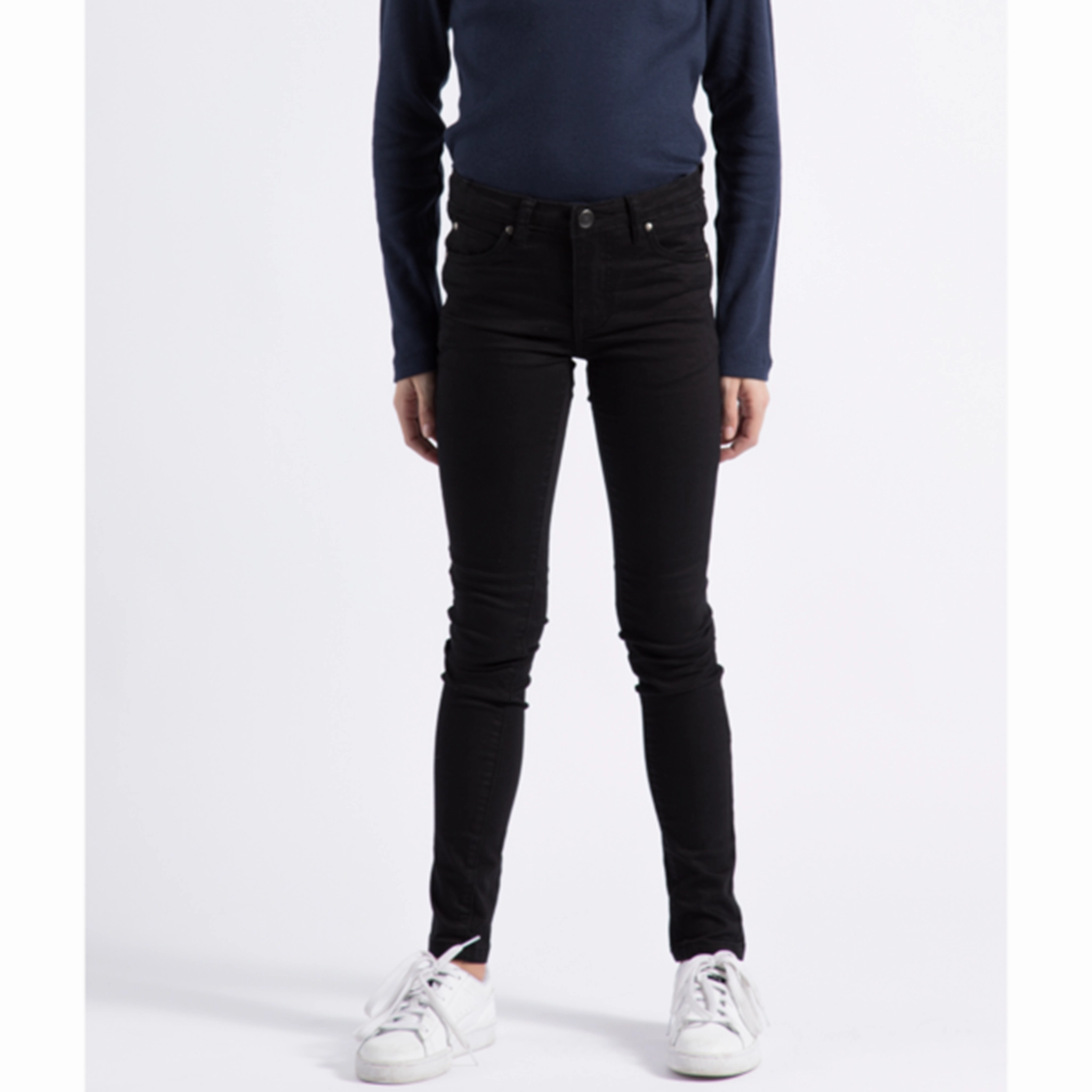 The New Classic Emmie Stretch Pants Black Premium Denim