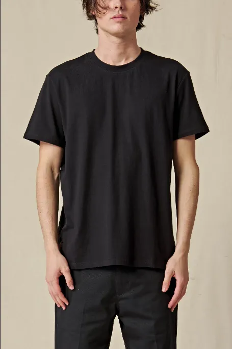 Globe maglietta manica corta da uomo Dion Agius Tasi GB02110002 nero High-Quality Fabric Relaxed Wardrobe