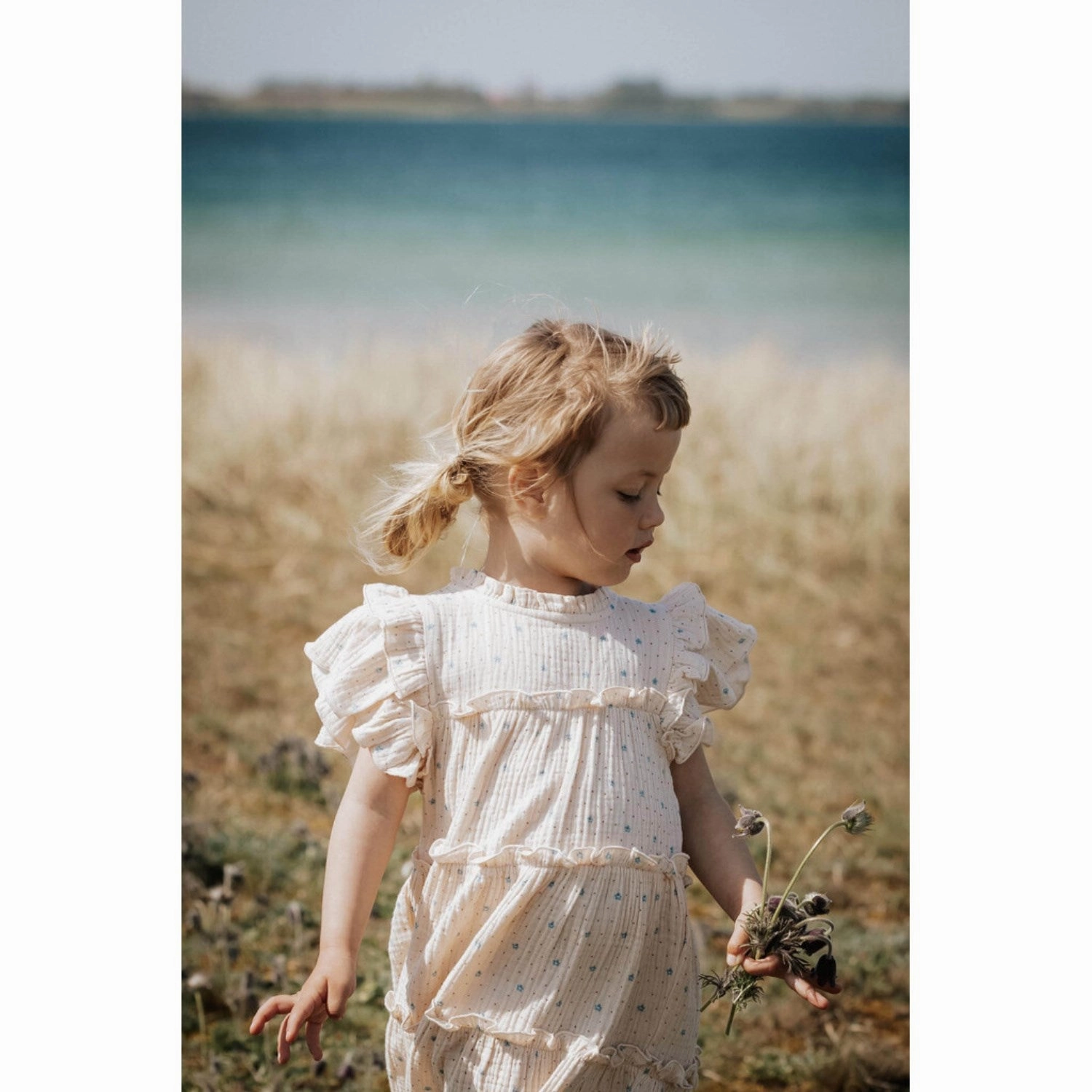 Mid Season Graceful Ease Fliink Sandshell Aop Blooming Dress