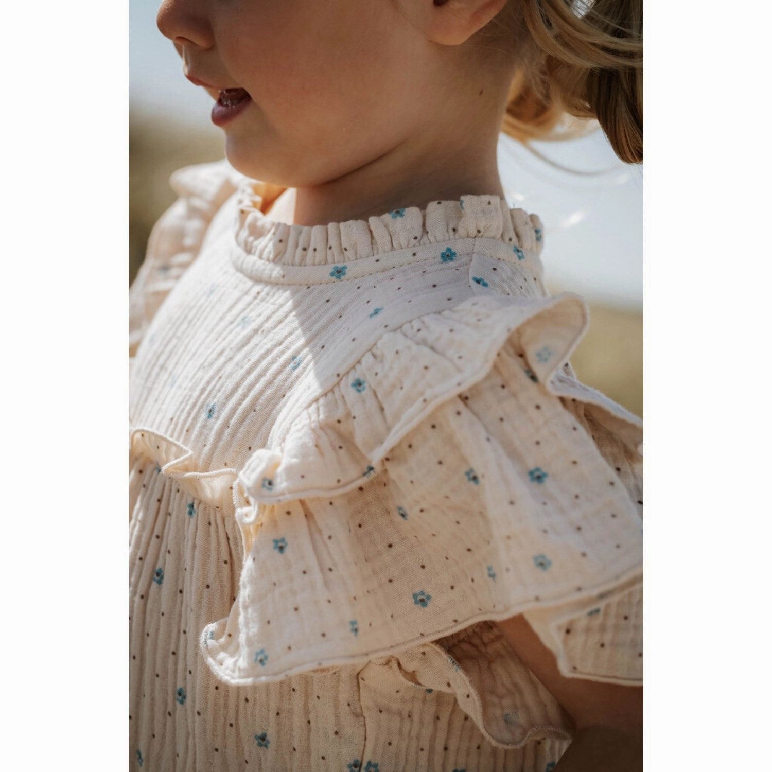 Fliink Sandshell Aop Blooming Dress Trendy summer outfit Easy Draping