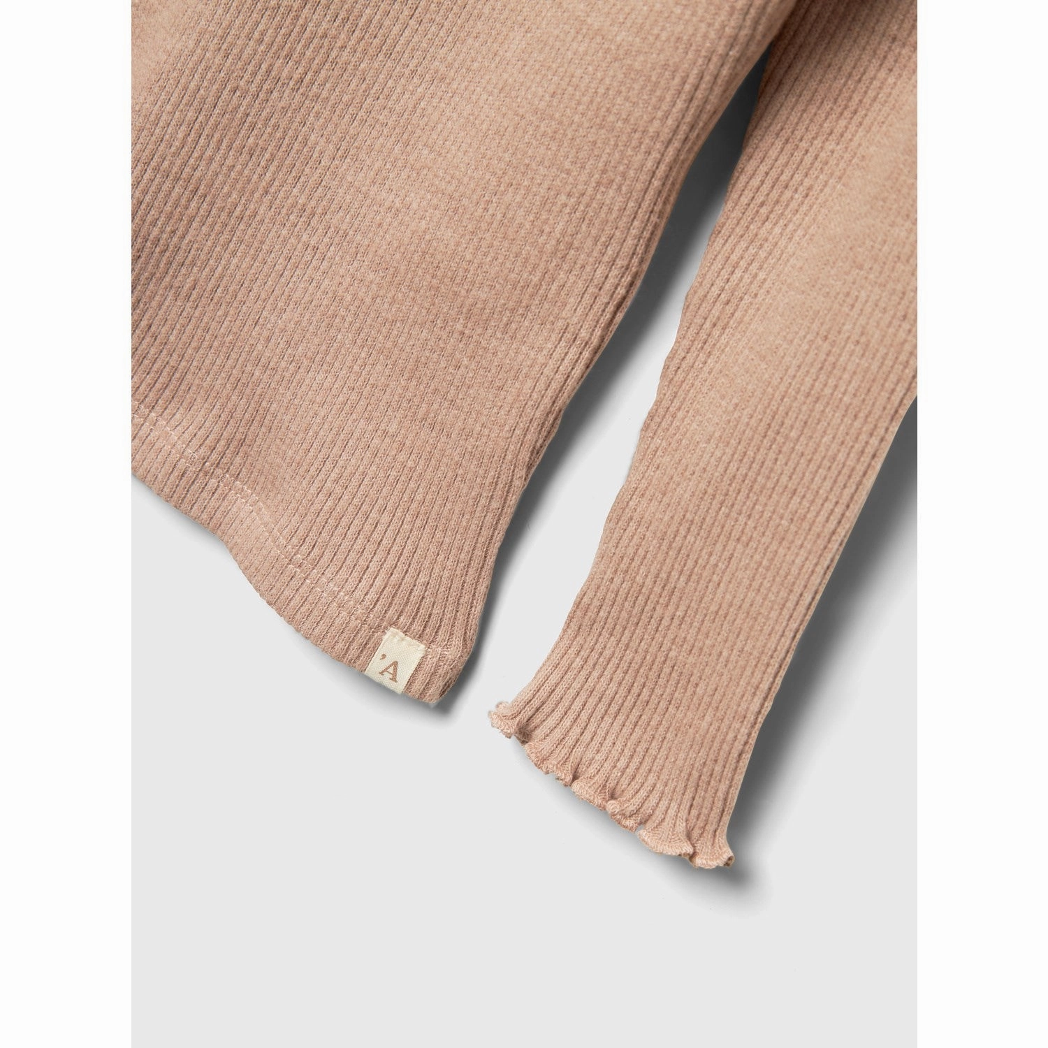 Sporty Look Lil'Atelier Rugby Tan Sophia Sni Slim Blouse