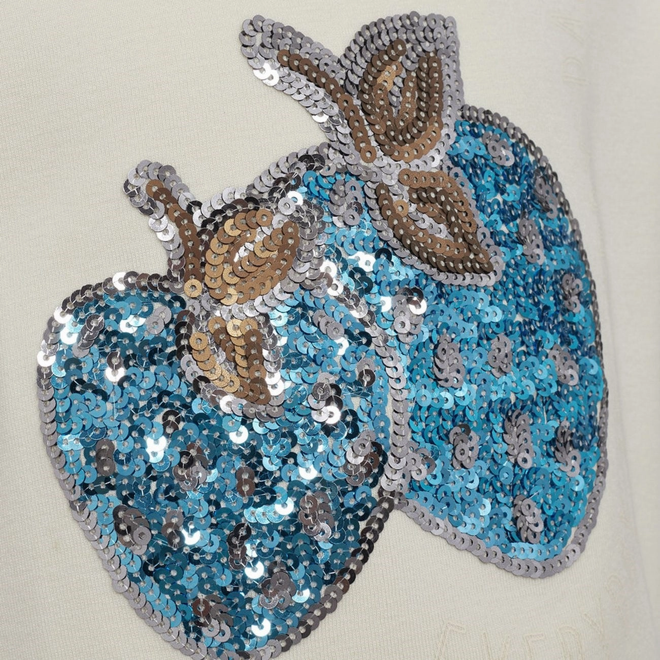 Sofie Schnoor Antique White T-Shirt Functional Side Gussets High Durability Weave