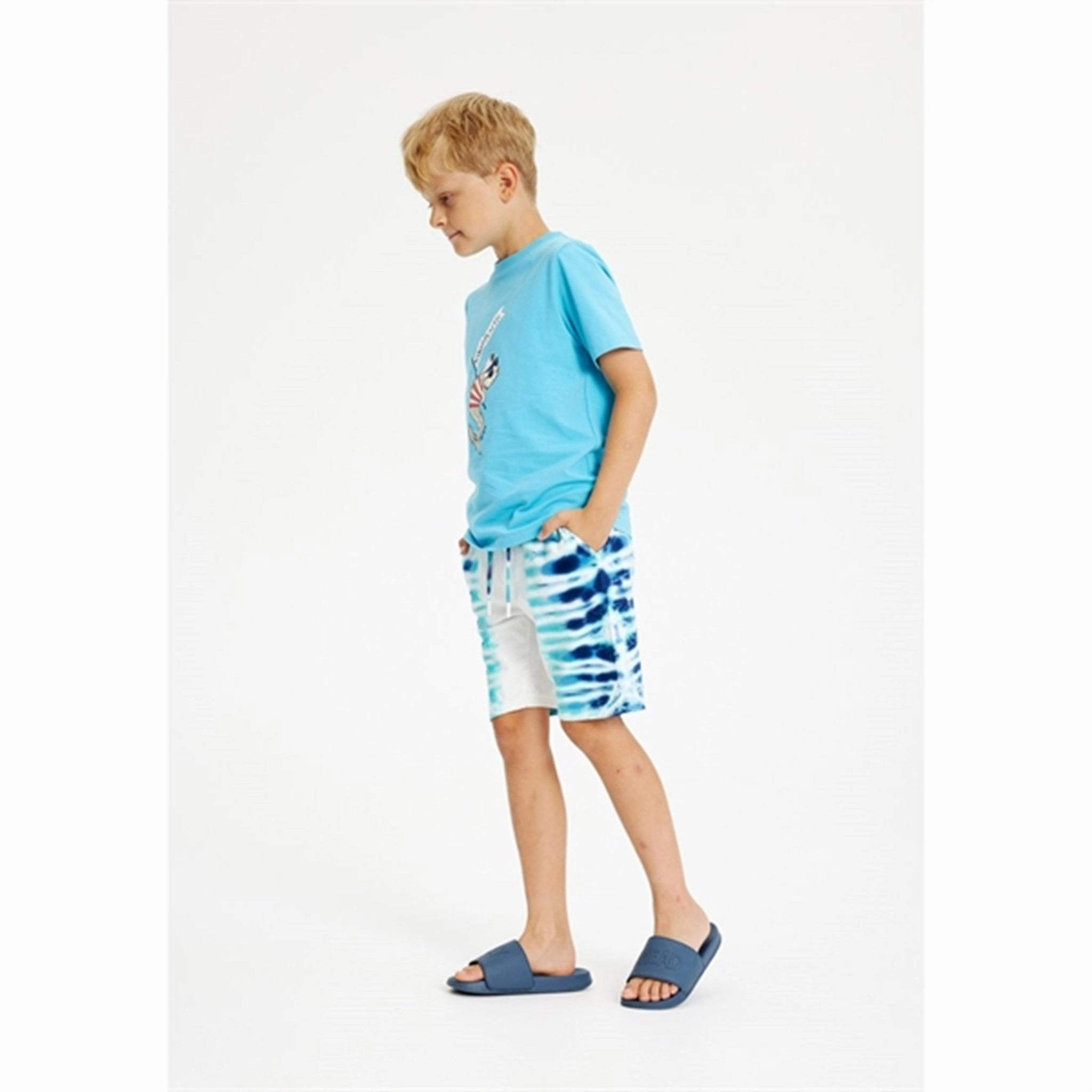 THE NEW Blue Mist Gilbert T-shirt Urban Outfit Tagless Comfort