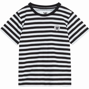 All-Day Comfort Wear Fashion Fit Wood Wood Black/White Stripes Ola Chrome Badge T-Shirt